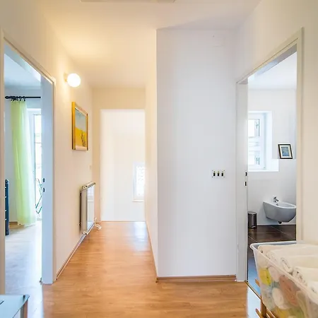 Lucija Holiday Tatil Evi *